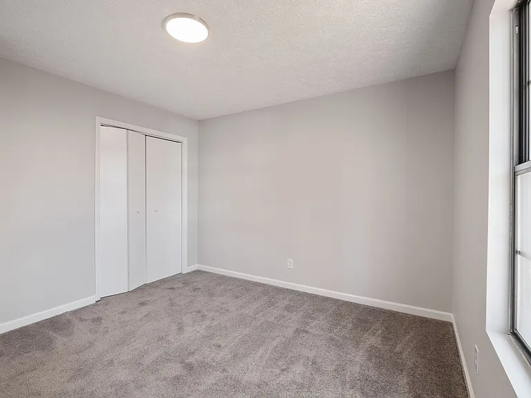 Blueberry Hill Apartments — Photo 53