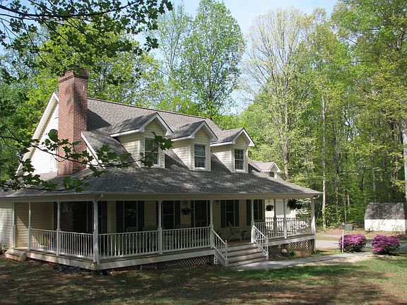 2nd image of 7100 Dorothy Ln