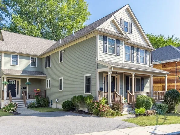 5 Larch Pl #2, Boston, MA 02131