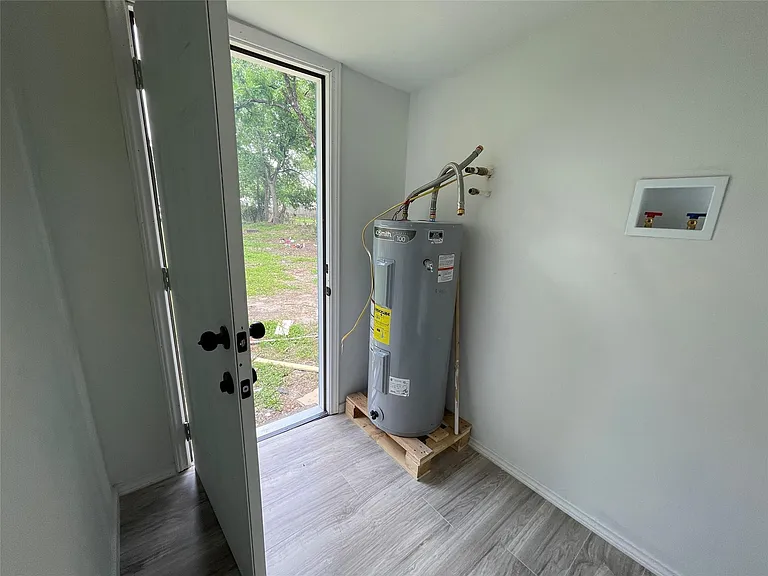 4602 Leffingwell St — Photo 5
