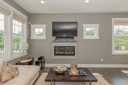 4th image of 12 Canoe Place Ldg