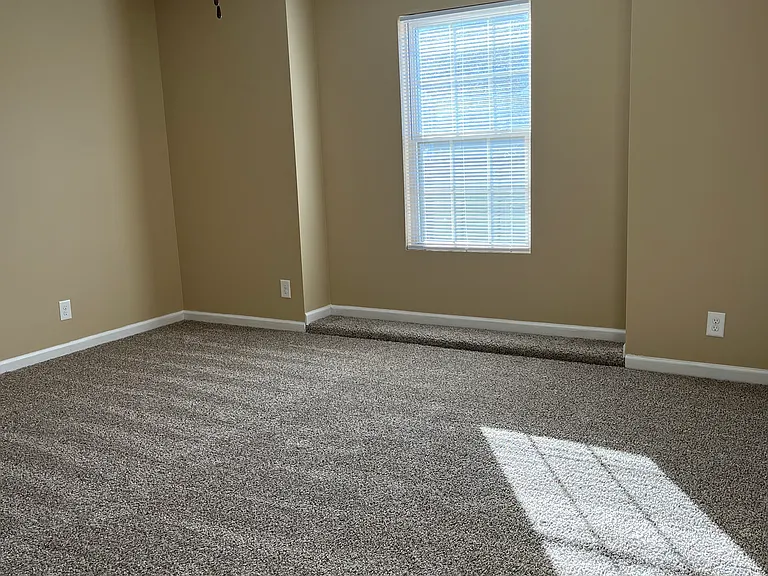 648 Stowe Court — Photo 9
