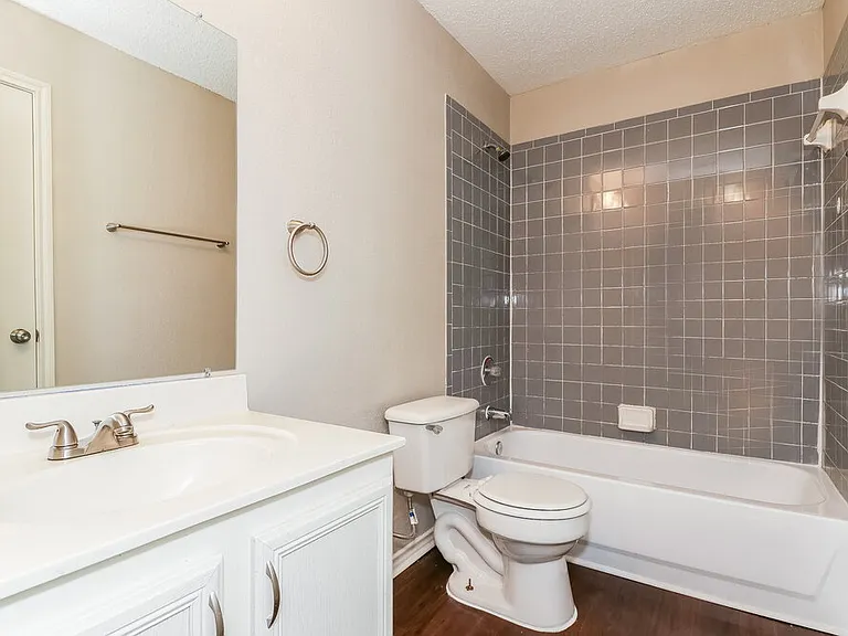 3156 Pine Valley Dr — Photo 13