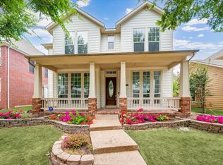 1820 Auburn Dr, Carrollton, TX 75007