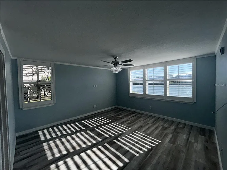 7625 Sun Island Dr S #108 — Photo 19