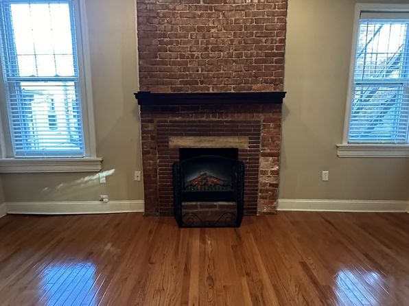 212 W 14th St