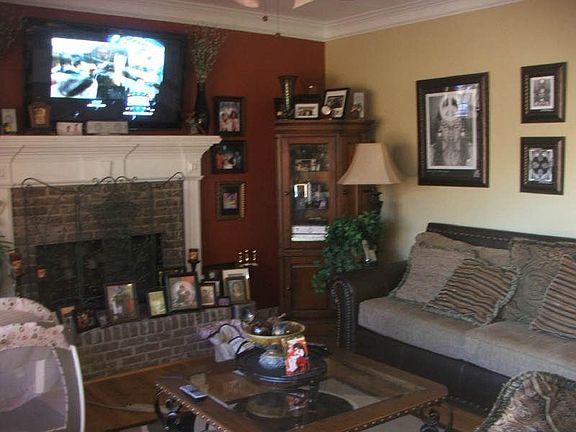 4th image of 409 Mallory Cir
