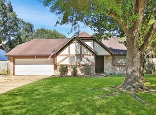 3802 Lemon Tree Ln, Houston, TX 77088