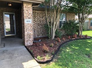 109 Pebble Creek Ln, Terrell, TX 75160