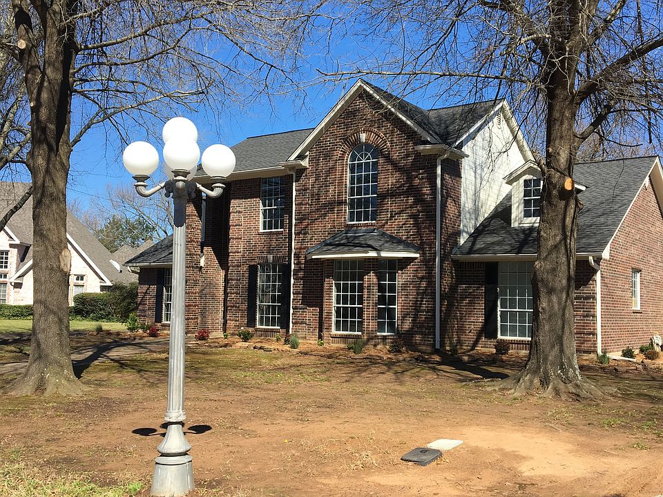 1st image of 2925 Margaret St