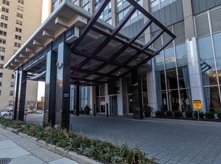 655 W Irving Park Rd APT 1203, Chicago, IL 60613