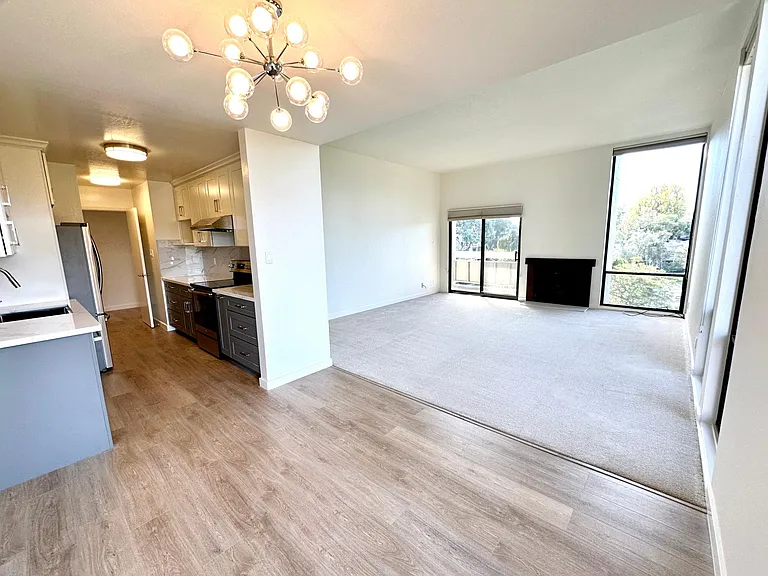 1170 Foster City Blvd #315 — Photo 10