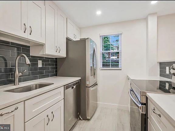 2nd image of 818 S Arlington Mill Dr APT 102