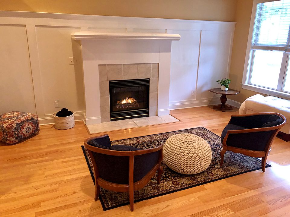 2nd image of 3701 Willow Run Dr