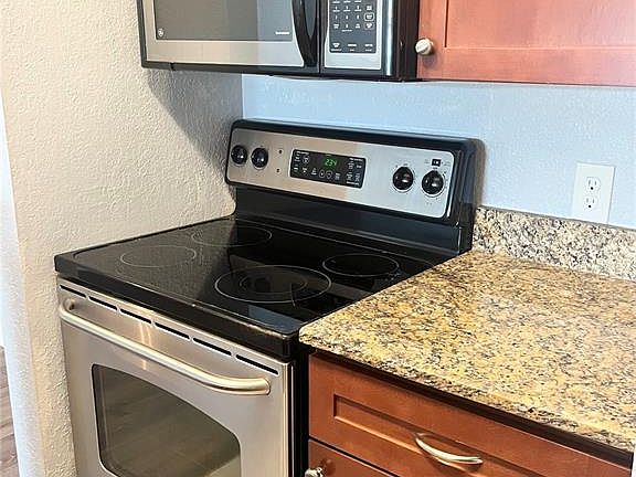 4th image of 10200 Gandy Blvd N APT 813