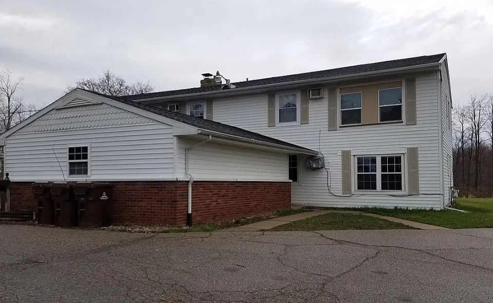 1st image of 1284 W Cutler Rd APT 5
