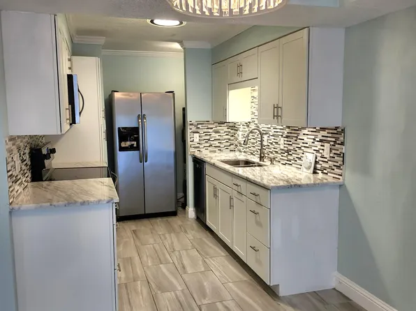 209 W Miracle Strip Pkwy APT B202, Mary Esther, FL 32569