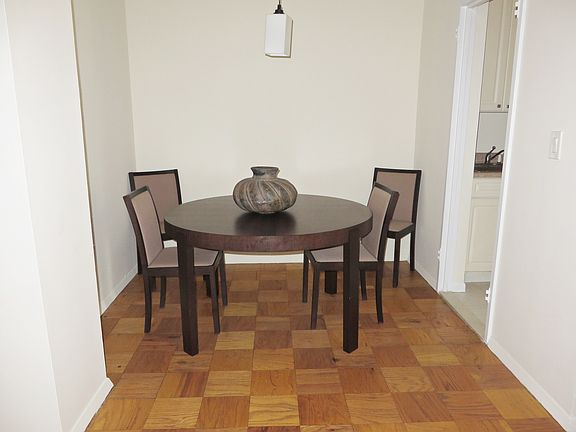 3rd image of 100 E Hartsdale Ave APT 4DE