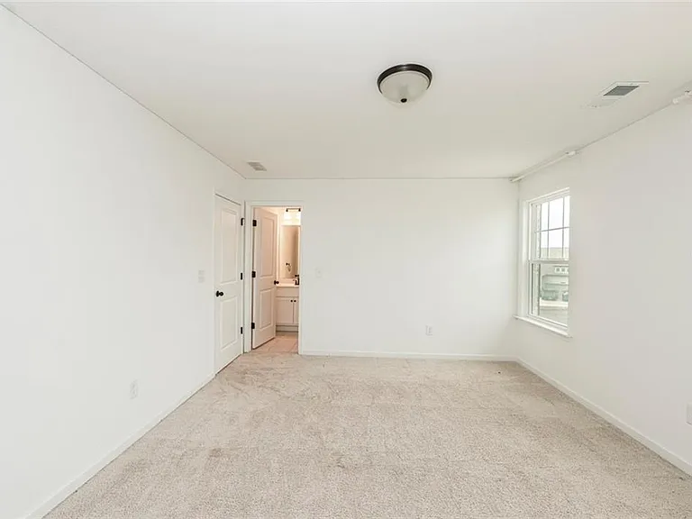 5575 Coltman Dr — Photo 33