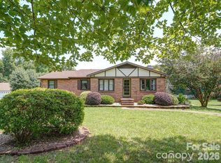 627 Lancer Ct NW, Concord, NC 28027