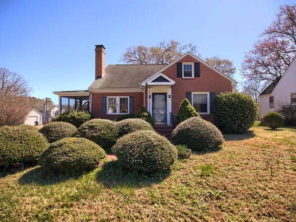 7439 Lewis Ave, Gloucester, VA 23061