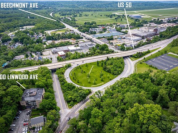 4th image of 3600 Linwood Ave #204