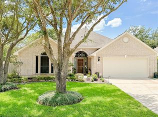 11922 Hueco Tanks Dr, Sugar Land, TX 77498