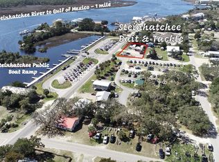 7 1st Ave SE, Steinhatchee, FL 32359
