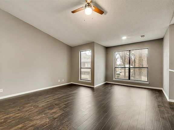 4th image of 1104 Harwell Dr APT 1520