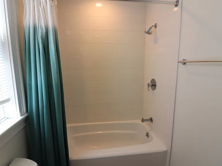 140 Minden St #2 — Photo 16