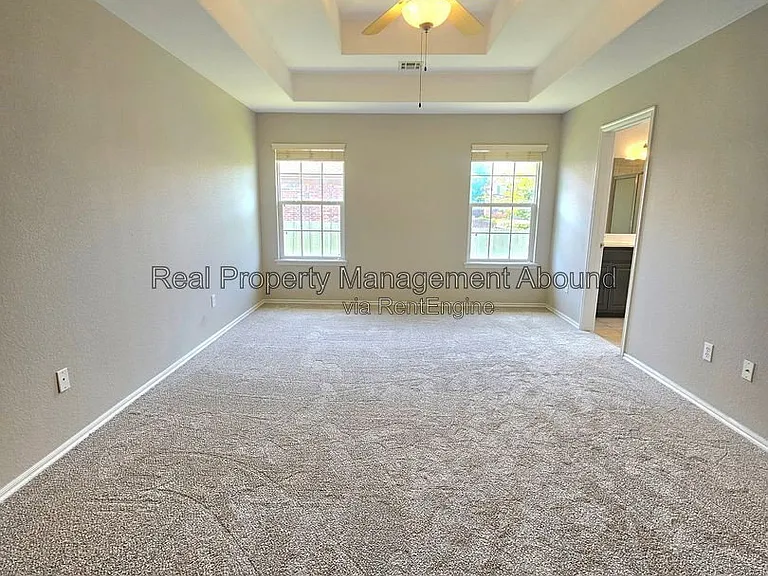 809 W Granger St — Photo 22