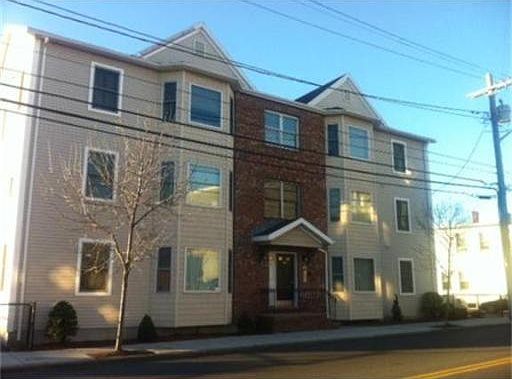 1st image of 291 Revere St Unit 6