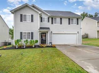 1131 Edinburgh Dr, Jamestown, NC 27282