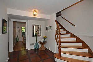 2nd image of 466 E Juniper Dr