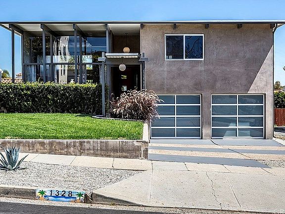 3rd image of 1328 W 15th St