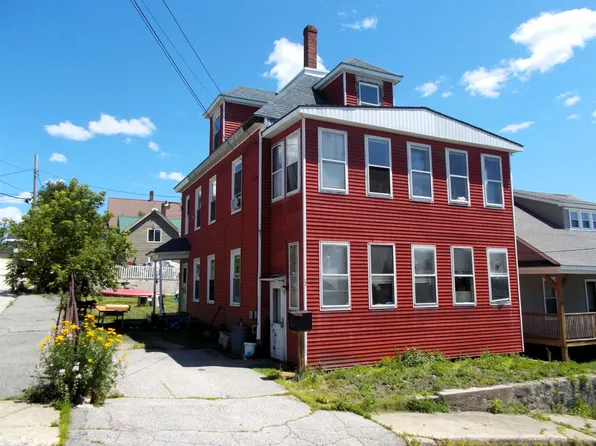 22 Cambridge Street, Berlin, NH 03570