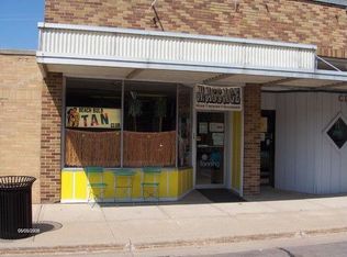 309 2nd St, Jackson, MN 56143