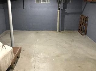 2114 Lorimer Rd, Parma, OH 44134