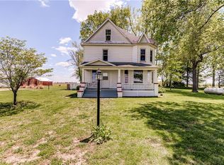 2356 E 1600 North Rd, Assumption, IL 62510