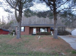 51 Sunshine Ln, South Shore, KY 41175