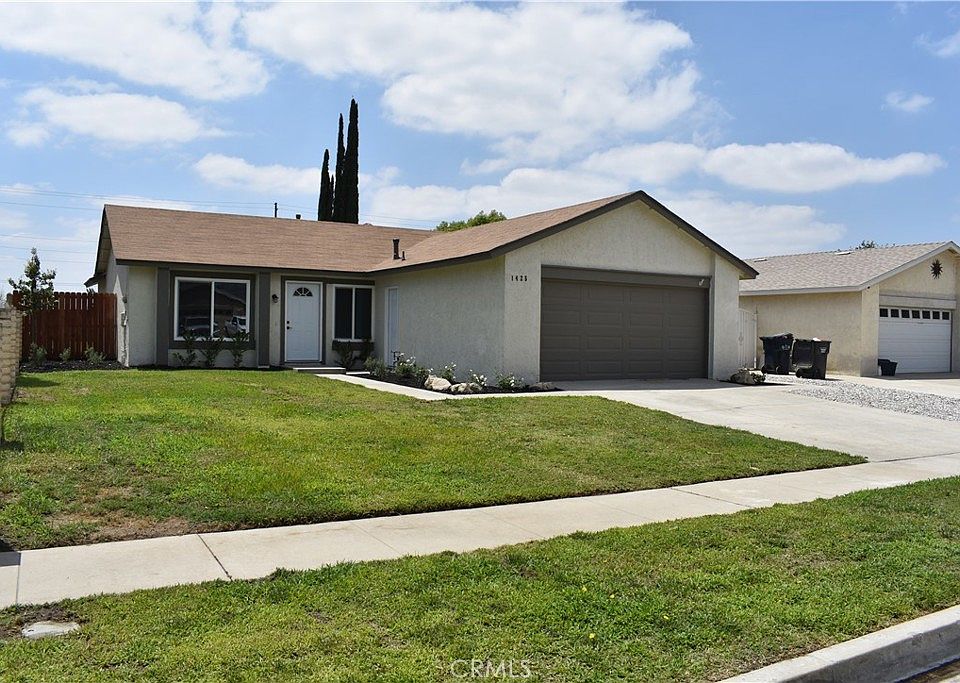 1st image of 1425 Hunter Dr