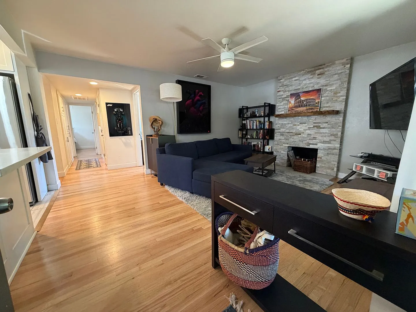 Fully Furnished 3BR/2BA Sacramento Home | Flexible 312 Month Leases — Photo 4