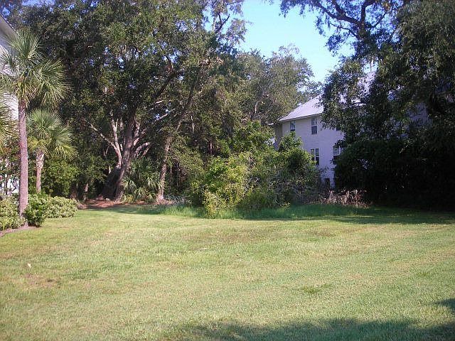 2nd image of 122 Compass Point Dr