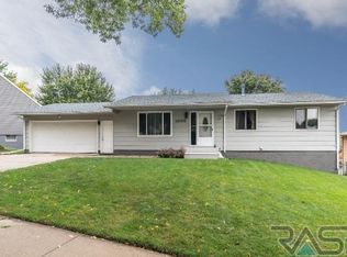 1005 N Lowell Ave, Sioux Falls, SD 57103