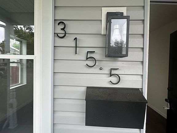 4th image of 315-315.5 N Maple St #A