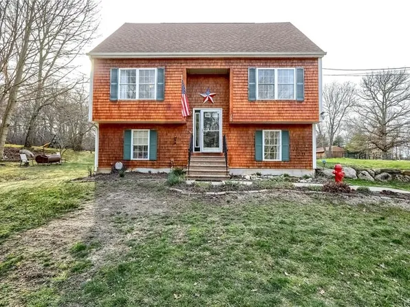 400 Shumankanuc Hill Rd, Charlestown, RI 02813