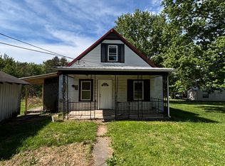 679 Lofton Rd, Raphine, VA 24472