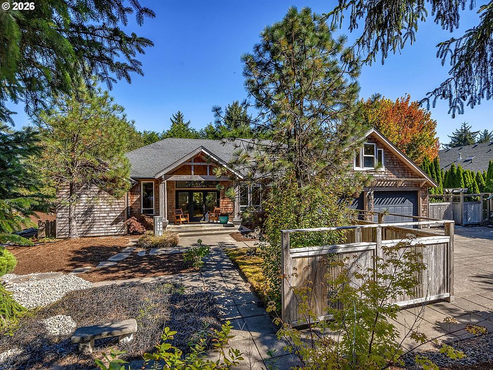 1st image of 2499 Pine Ridge Dr