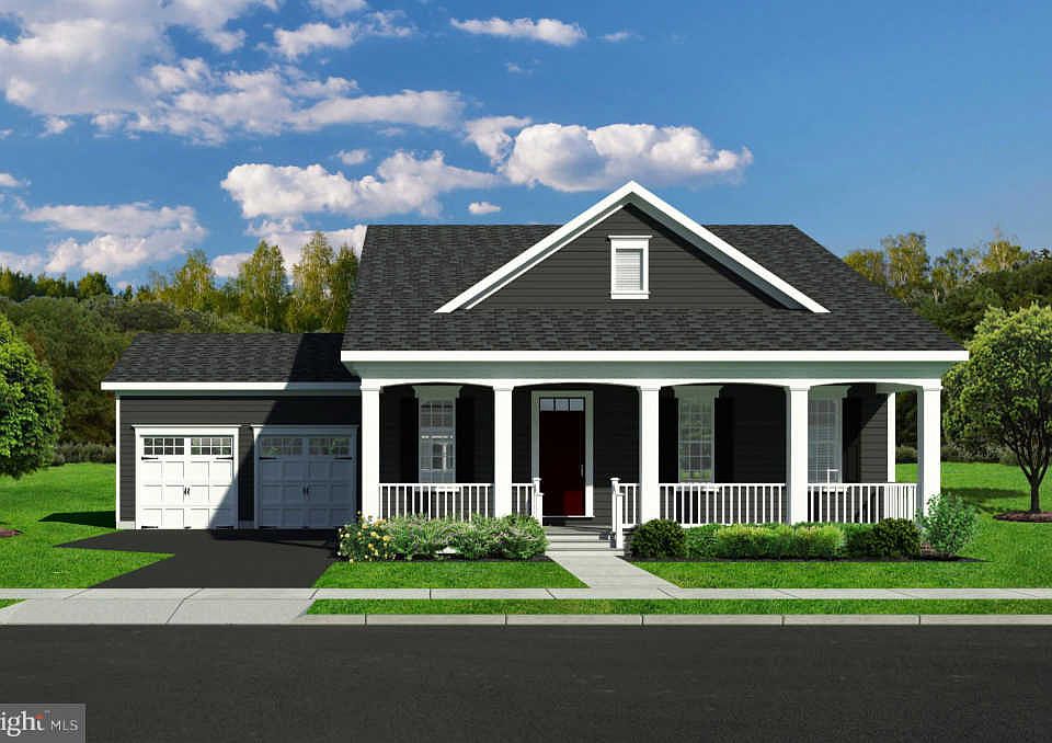 2nd image of 01 Bradley Cir