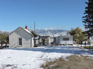 206 N Madison St, Twin Bridges, MT 59754